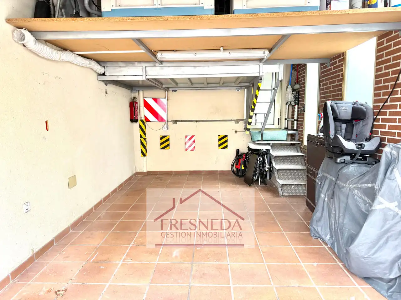 Casa adosada en venda en Siero amb Calefacció, Jardí privat i Parquet