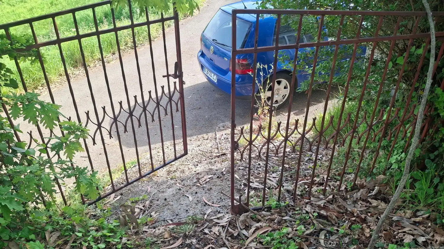 Aparcament de Casa o xalet en venda en Castrillón amb Calefacció, Terrassa i Piscina