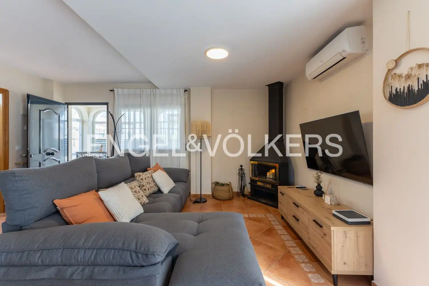 Sala d'estar de Casa o xalet de lloguer en Daimús amb Aire condicionat, Calefacció i Terrassa
