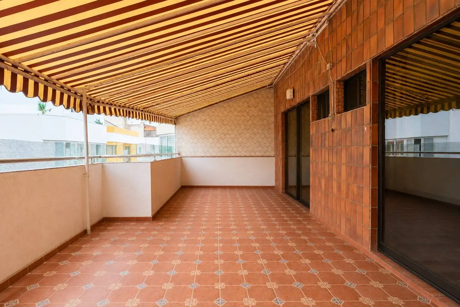 Residencial amb ascensor en venda a Calle LA NAVAL, imagen 4