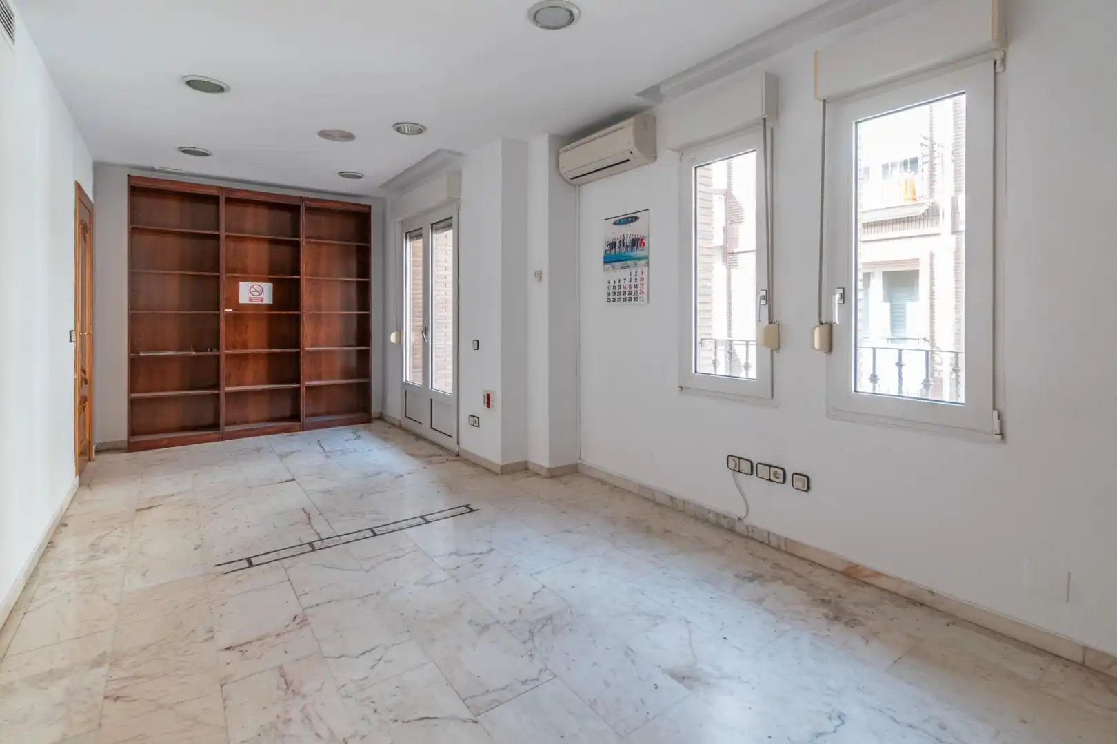 Wohnung zum Verkauf in Armilla mit Klimaanlage, Heizung und Terrasse