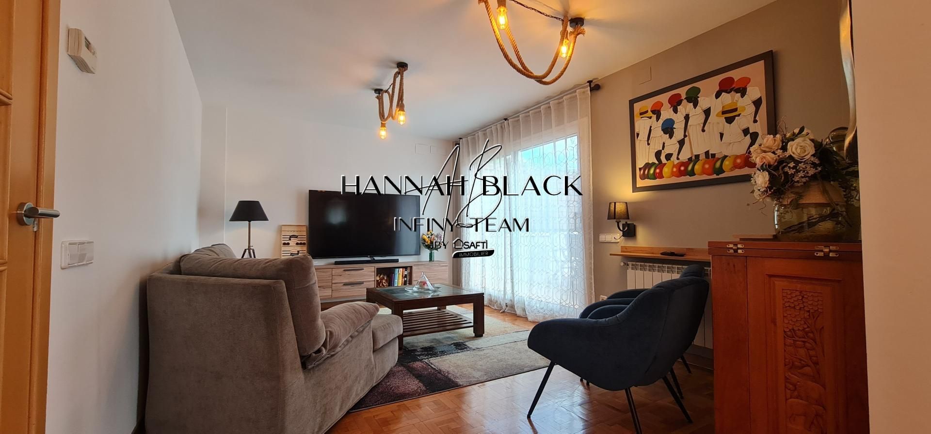 Sala d'estar de Casa adosada en venda en Piera amb Calefacció i Terrassa