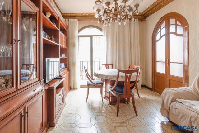 Piso en Venta en El Poble Sec - Parc de Montjuïc