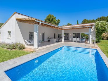 Chalet con piscina en venta en Pollença Poble