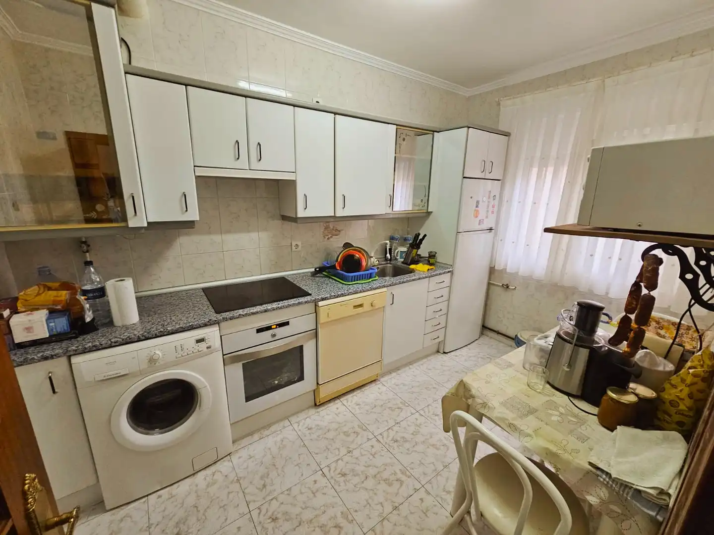 Cocina de Casa o chalet en venta en Palencia con Calefacción, Jardín privado y Terraza
