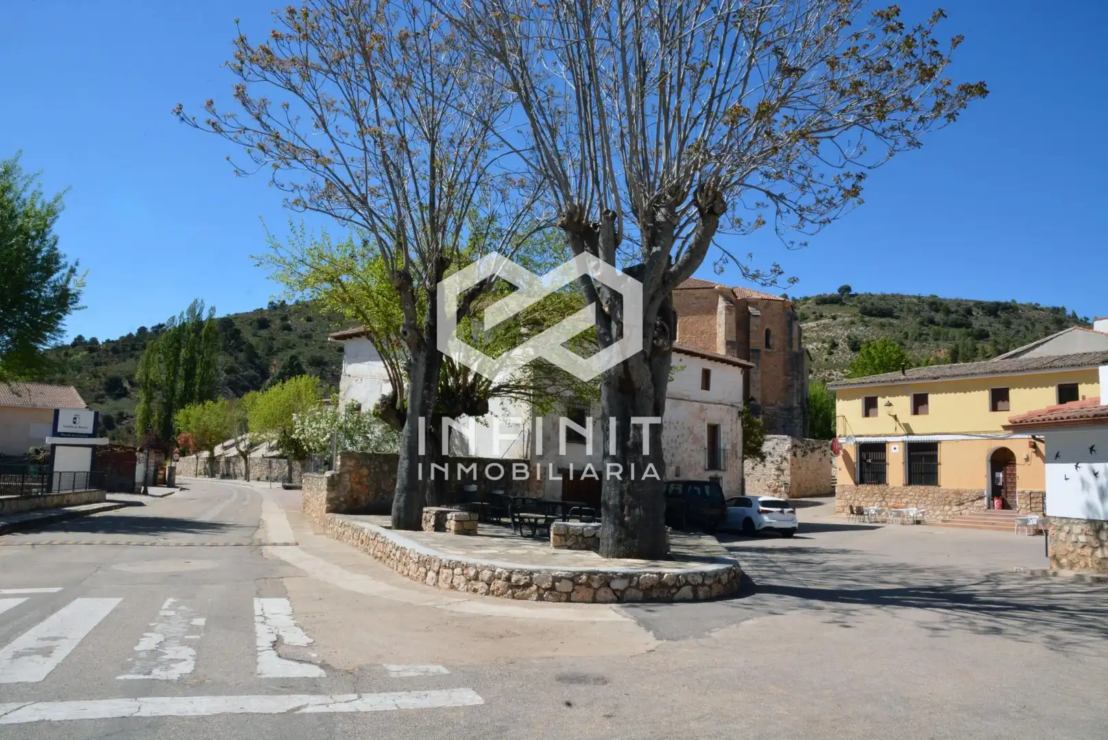 Vista exterior de Casa o xalet en venda en Moratilla de los Meleros amb Traster i Balcó