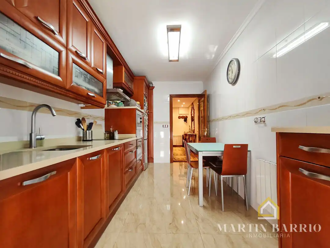 Küche von Wohnung zum Verkauf in Muskiz mit Heizung, Privatgarten und Terrasse