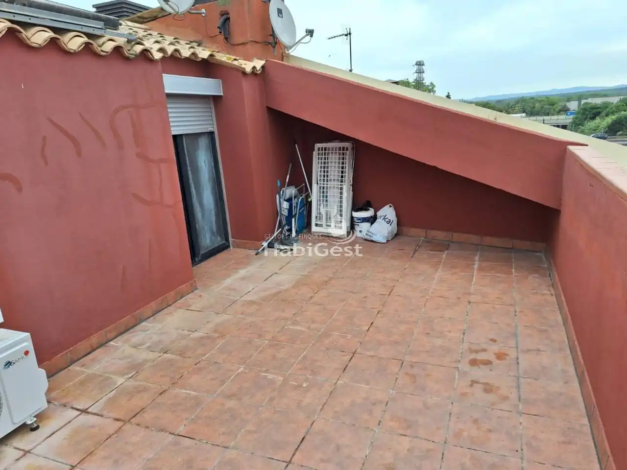 Terrasse von Maisonette zum Verkauf in Sils mit Klimaanlage, Terrasse und Gemeinschaftspool