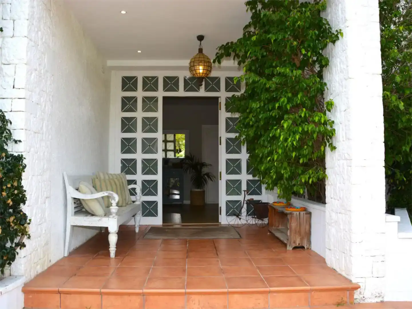 Wohnung zur Miete in Sitges mit Klimaanlage, Schwimmbad und Balkon