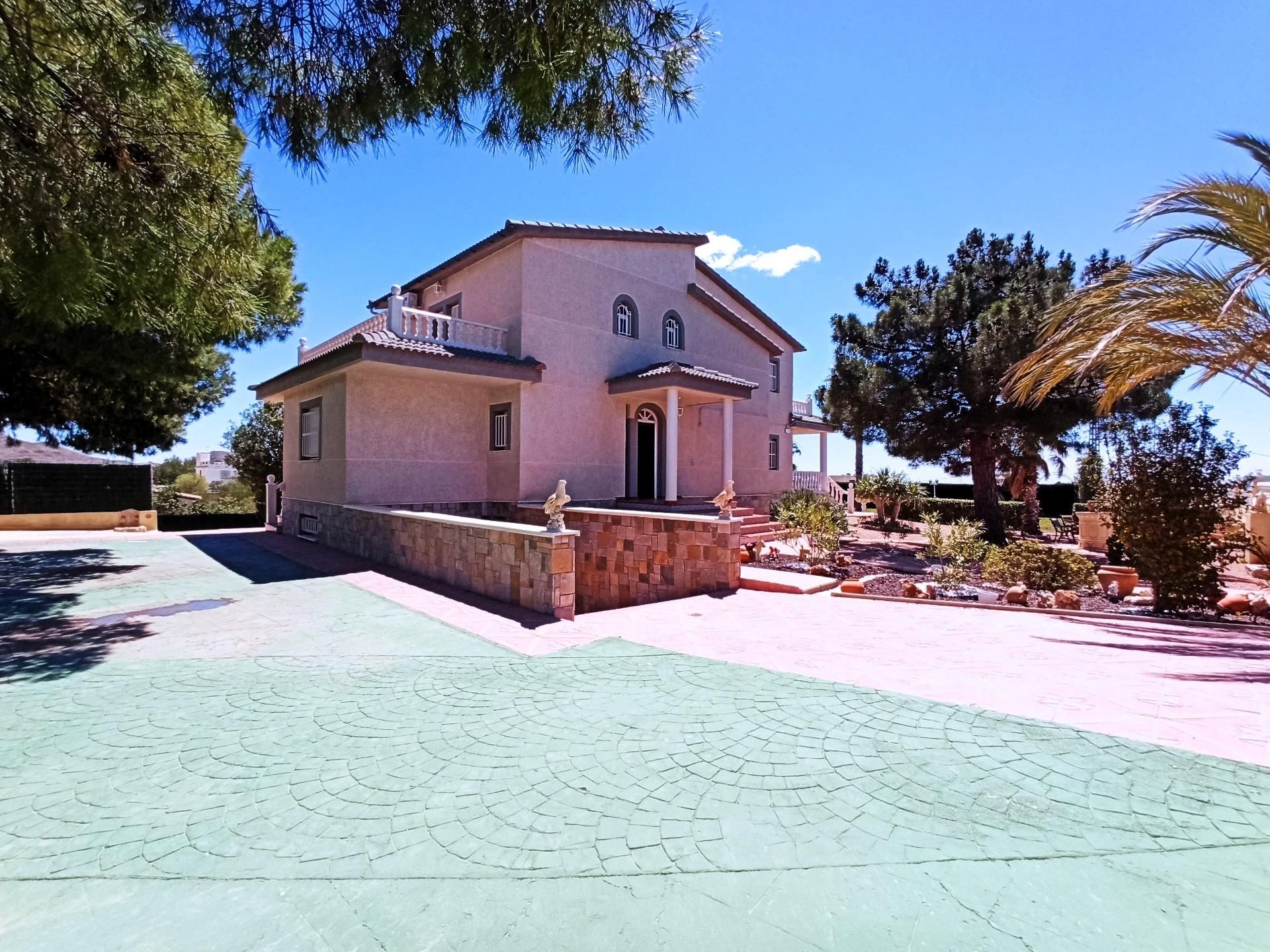Exterior view of House or chalet for sale in Alicante / Alacant  with Heating, Private garden and Terrace