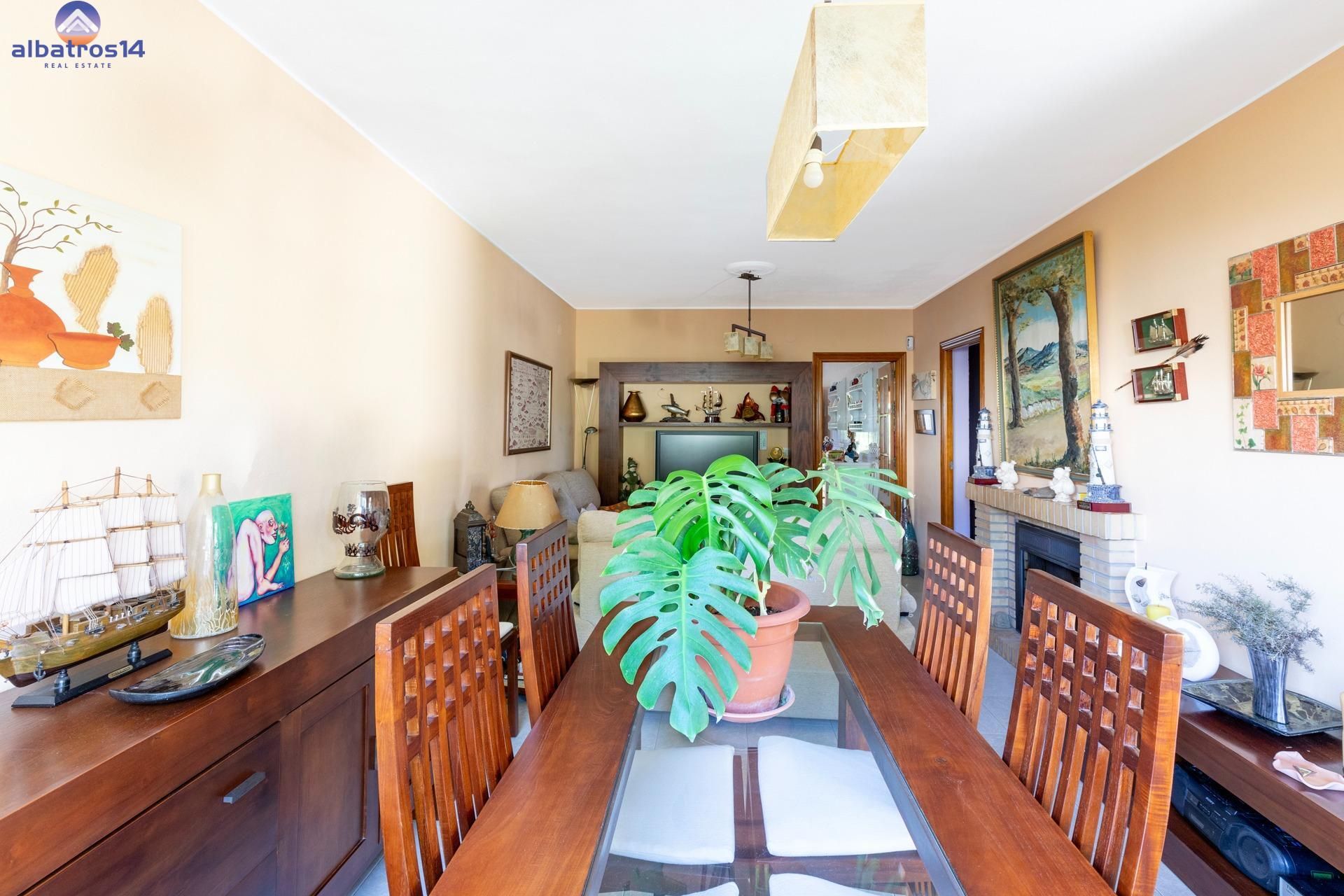 Comedor de Casa adosada en venta en El Rompido con Jardín privado, Terraza y Trastero