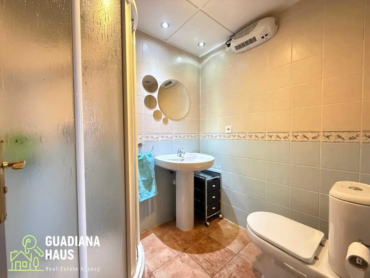 Bany de Apartament en venda en Ayamonte amb Jardí privat, Terrassa i Piscina comunitària