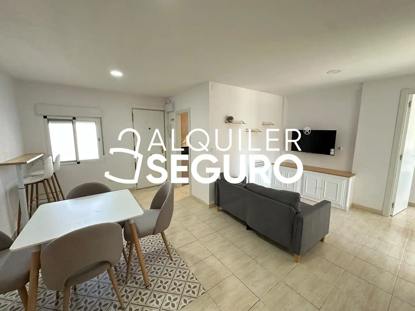 Sala de estar de Piso de alquiler en Madrid con Aire acondicionado, Calefacción y Amueblado