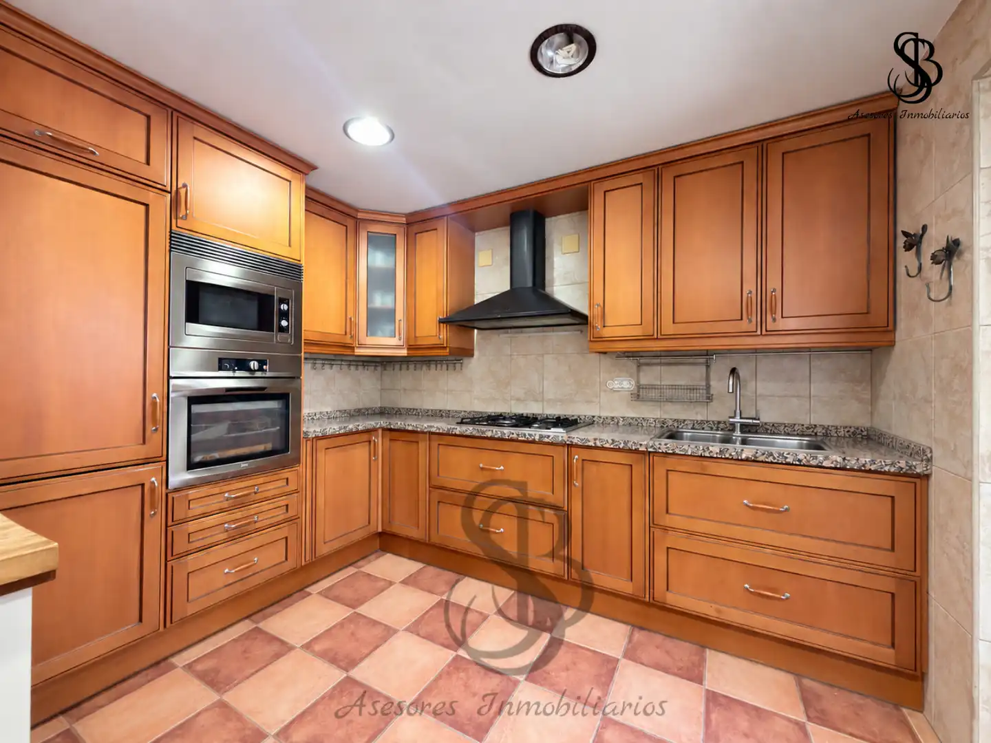 Casa pareada con piscina en venta en Carrer la Maigmona, imagen 11