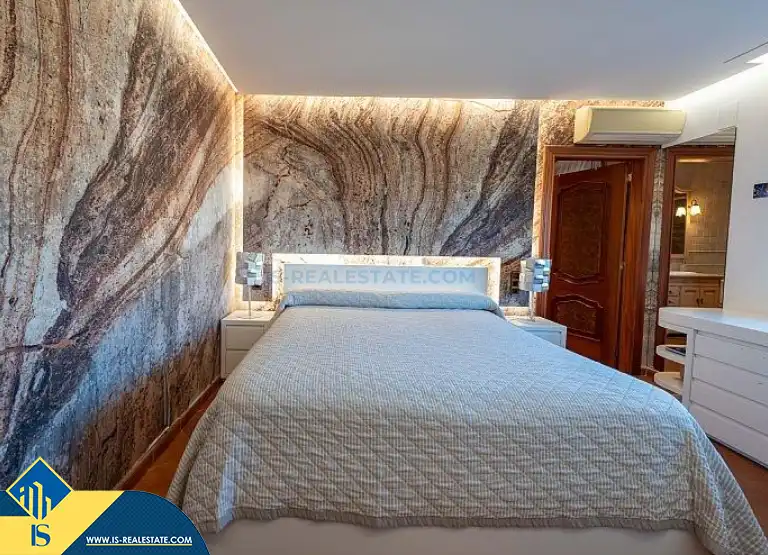 Chalet con piscina en venta en Marisol Park - Ortembach - Los Almendros, imagen 8