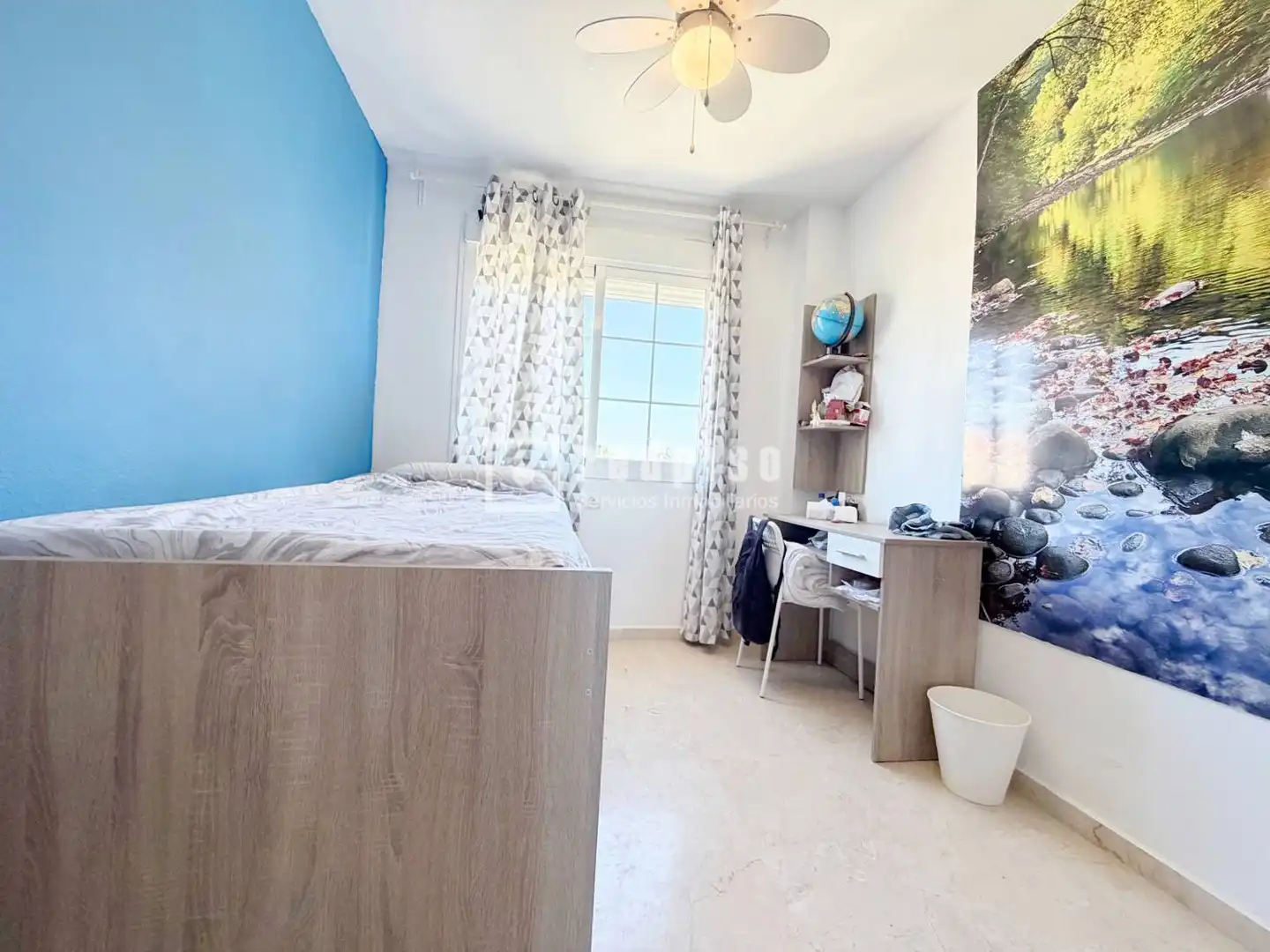 Dormitori de Casa o xalet en venda en Vélez-Málaga amb Jardí privat, Terrassa i Traster