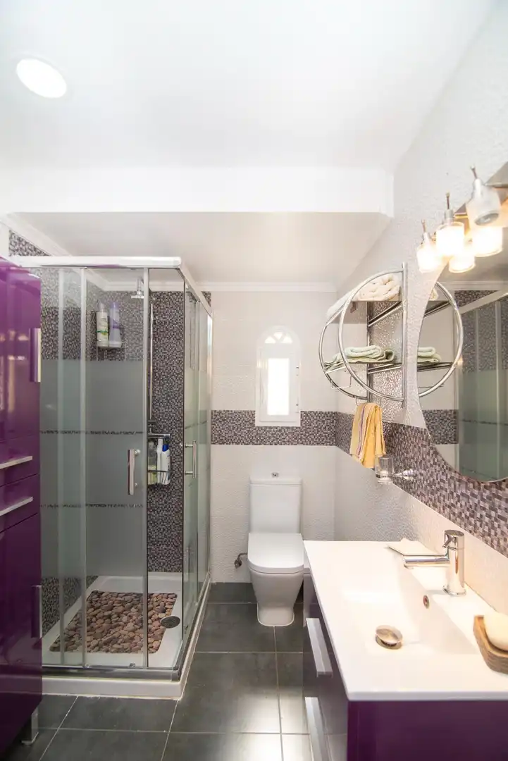 Bathroom of Houses for sale in Chiclana de la Frontera  with Air Conditioner, Private garden and Storage room