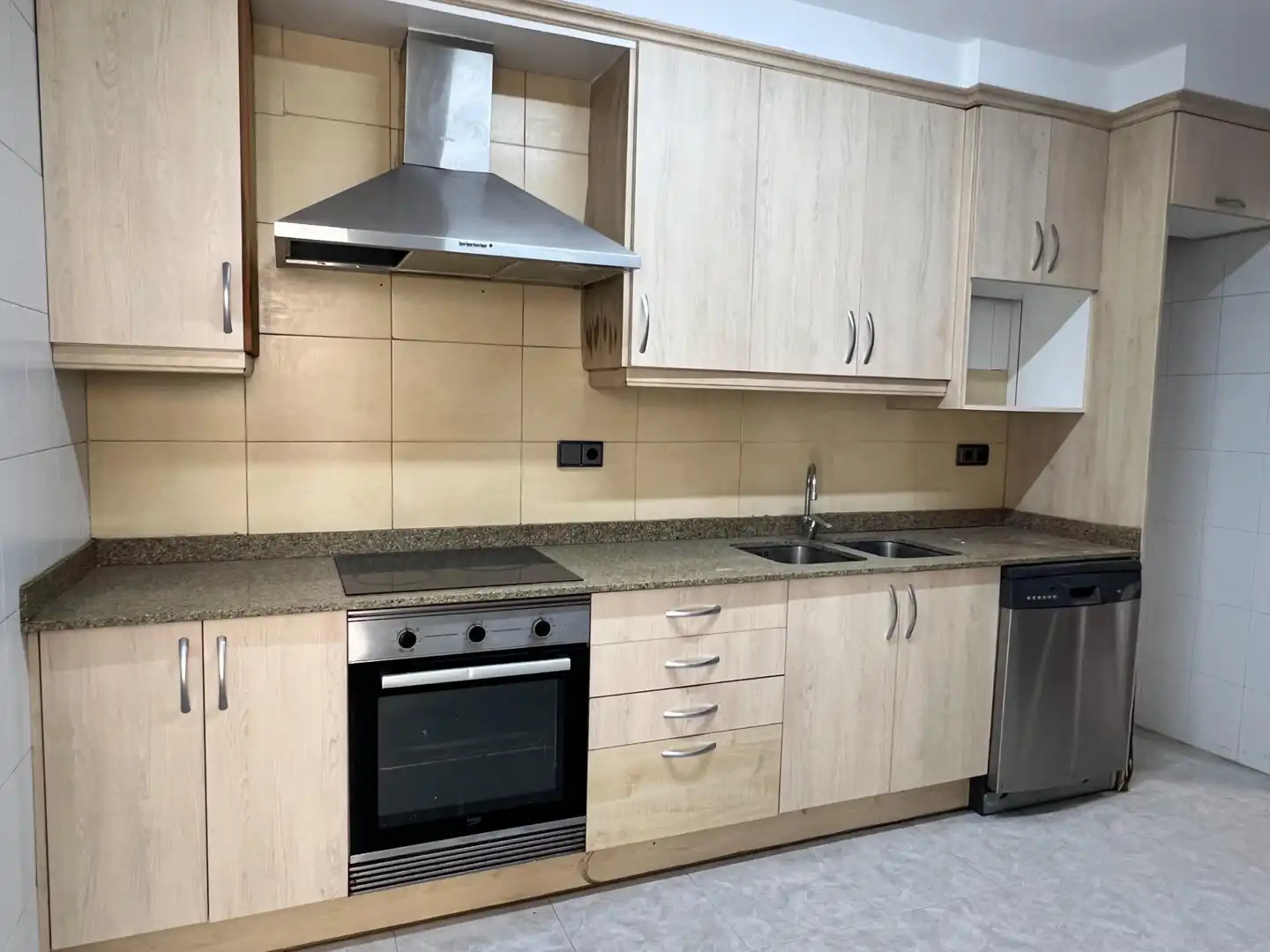 Flat for sale in POMPEU FABRA, Casc Antic - Nou Cambrils