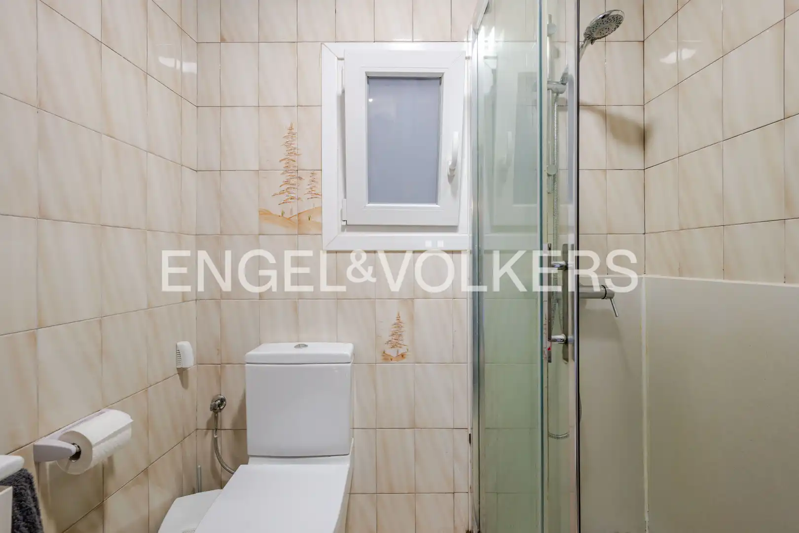 Baño de Piso en venta en Donostia - San Sebastián  con Calefacción y Balcón