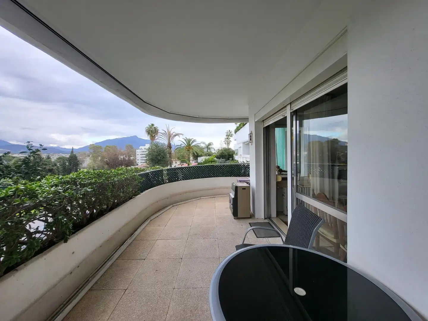 Terrassa de Apartament en venda en Marbella amb Jardí privat, Terrassa i Traster