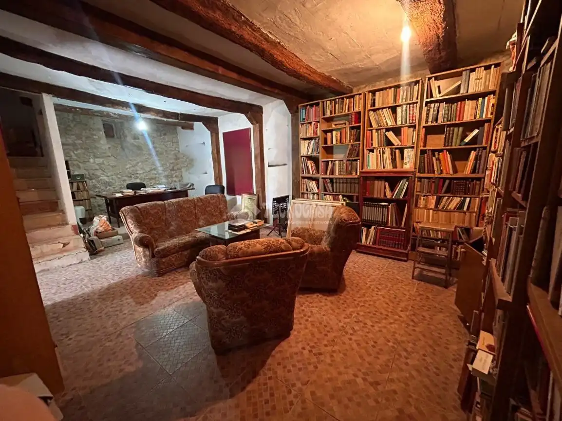 Sala de estar de Finca rústica en venta en Alba de Cerrato con Balcón