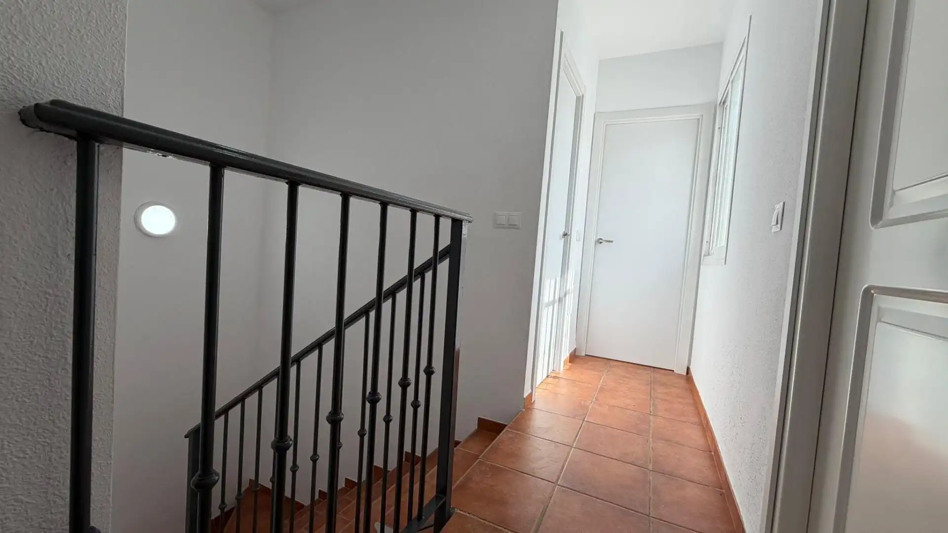 Casa adosada de lloguer en Almogía amb Jardí privat, Terrassa i Balcó