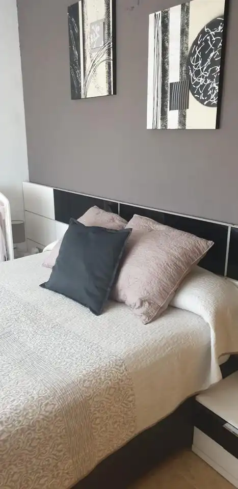 Habitación de Casa adosada en venta en Saelices con Calefacción