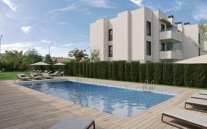 Swimming pool of Apartment for sale in Badajoz Capital  with Air Conditioner, Heating and Private garden