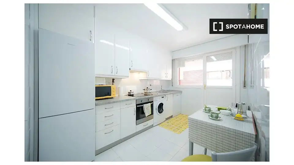 Habitación en Txurdinaga