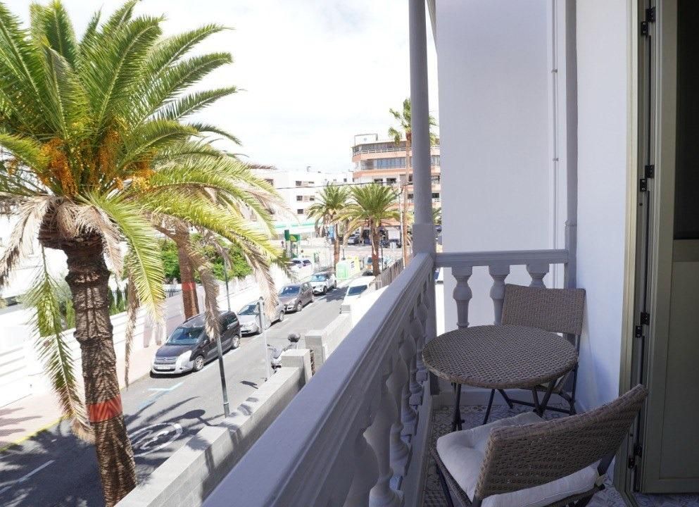 Exterior view of Flat to rent in Las Palmas de Gran Canaria  with Balcony