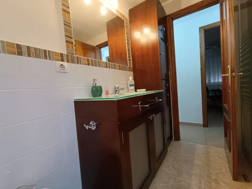 Badezimmer von Wohnung zur Miete in Córdoba