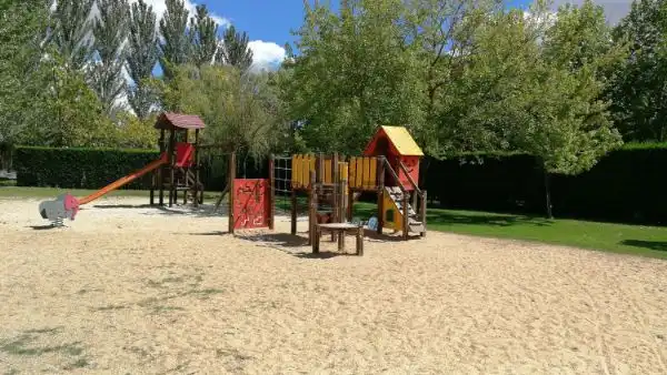 Jardí de Casa o xalet en venda en Boecillo amb Aire condicionat, Calefacció i Jardí privat