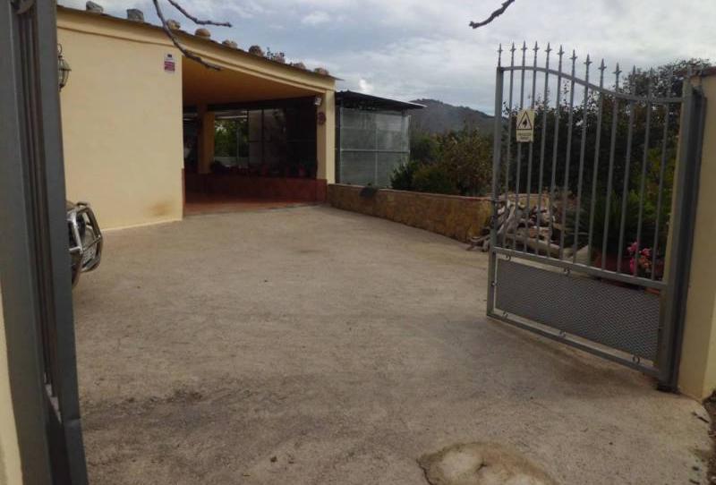Photo 1 of Country house for sale in Laujar de Andarax, Almería