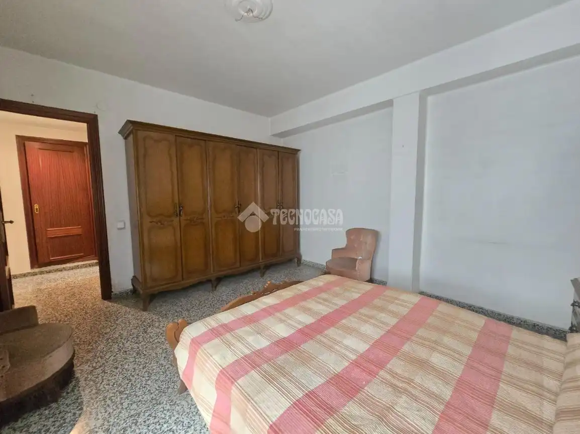 Habitación de Piso en venta en Valencia con Balcón