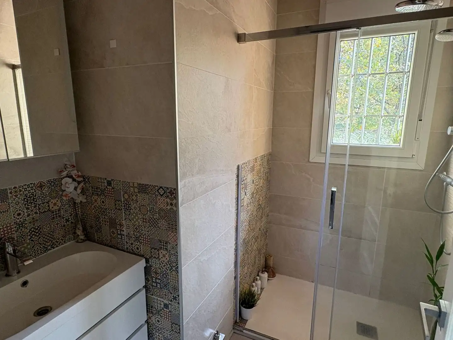 Baño de Casa o chalet en venta en Villanueva de la Vera con Aire acondicionado y Jardín privado
