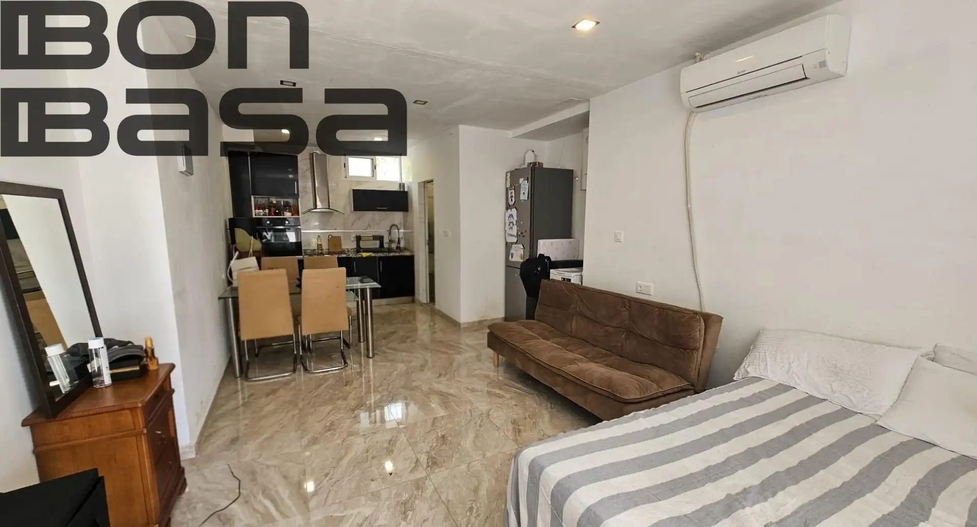 Study for sale in Alicante / Alacant  with Air Conditioner
