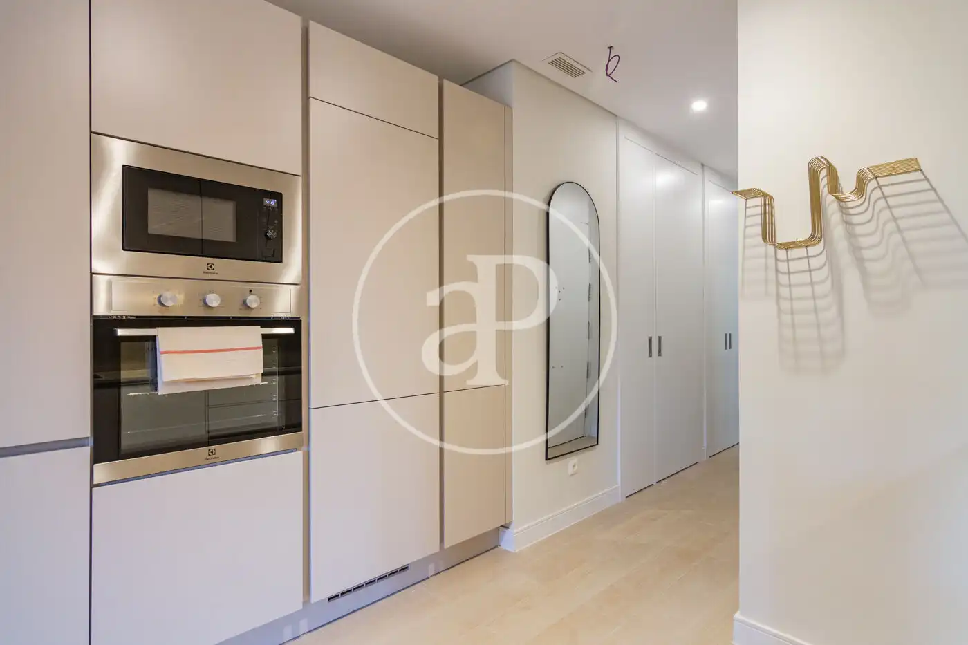 Kitchen of Flat for rent in Madrid  with Air Conditioner, Heating and Furnished