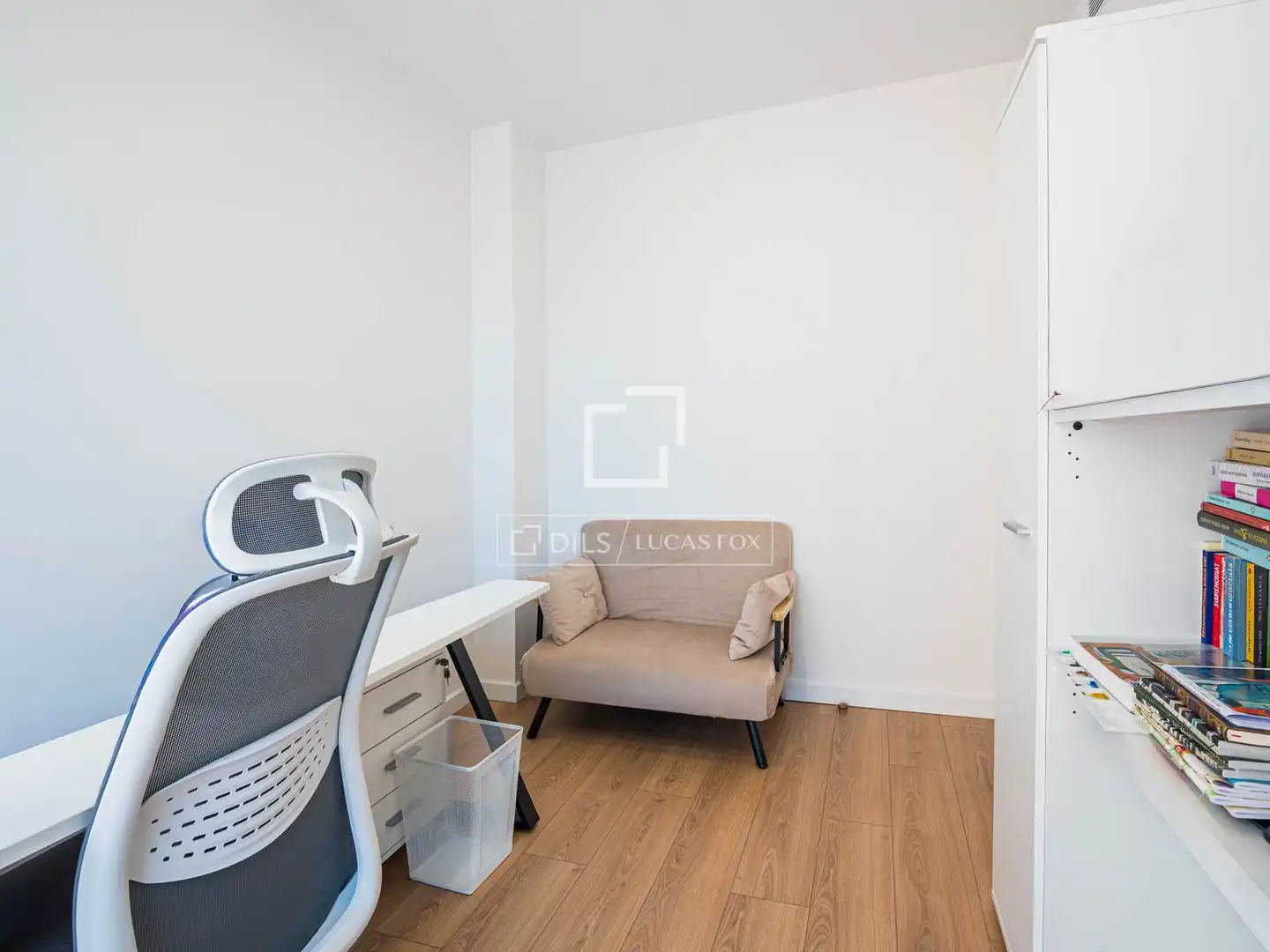 Schlafzimmer von Wohnung zum Verkauf in Sant Cugat del Vallès mit Klimaanlage, Heizung und Terrasse
