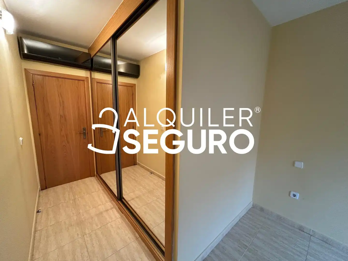 Piso con ascensor en alquiler en Comprension, imagen 18