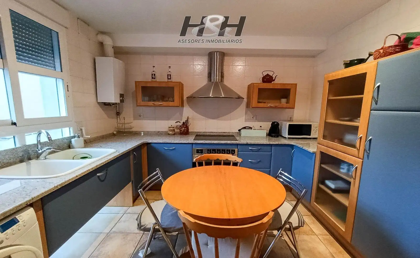 Cocina de Casa o chalet en venta en Burjassot con Aire acondicionado, Calefacción y Trastero