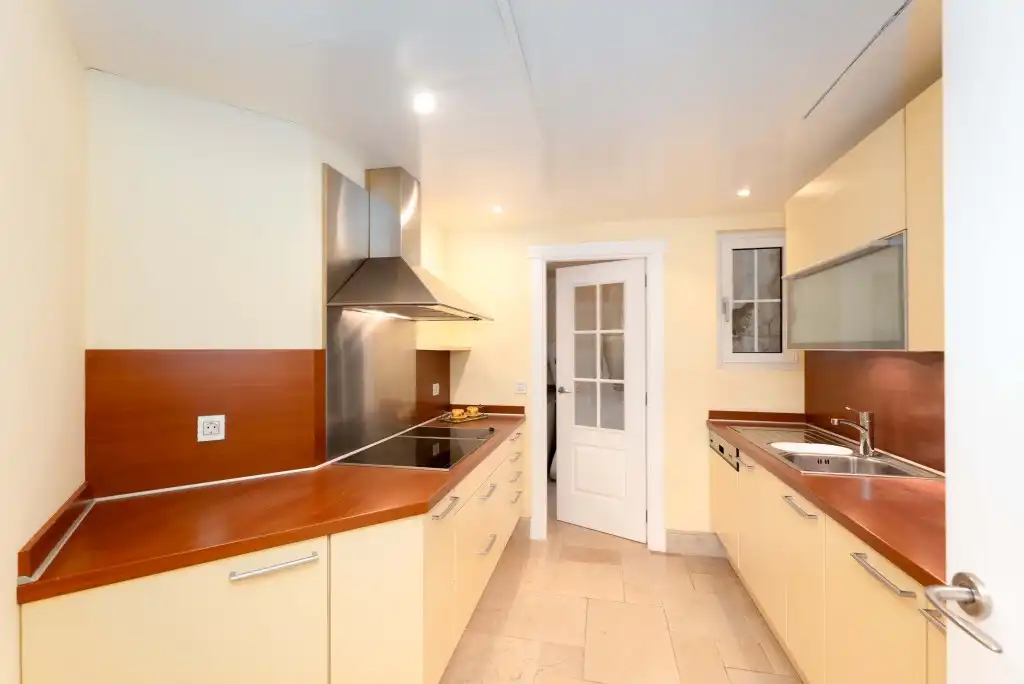 Cuina de Apartament en venda en Andratx amb Aire condicionat, Calefacció i Jardí privat