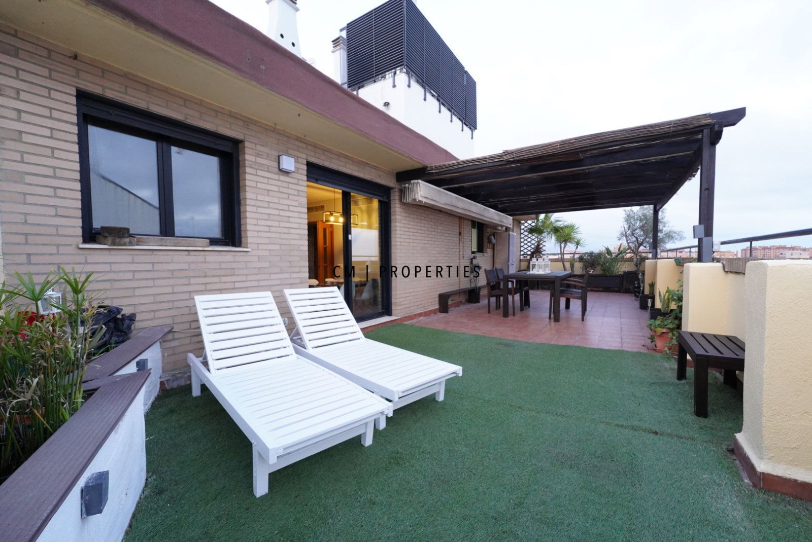 Terrace of Duplex to rent in  Valencia Capital  with Air Conditioner, Heating and Parquet flooring
