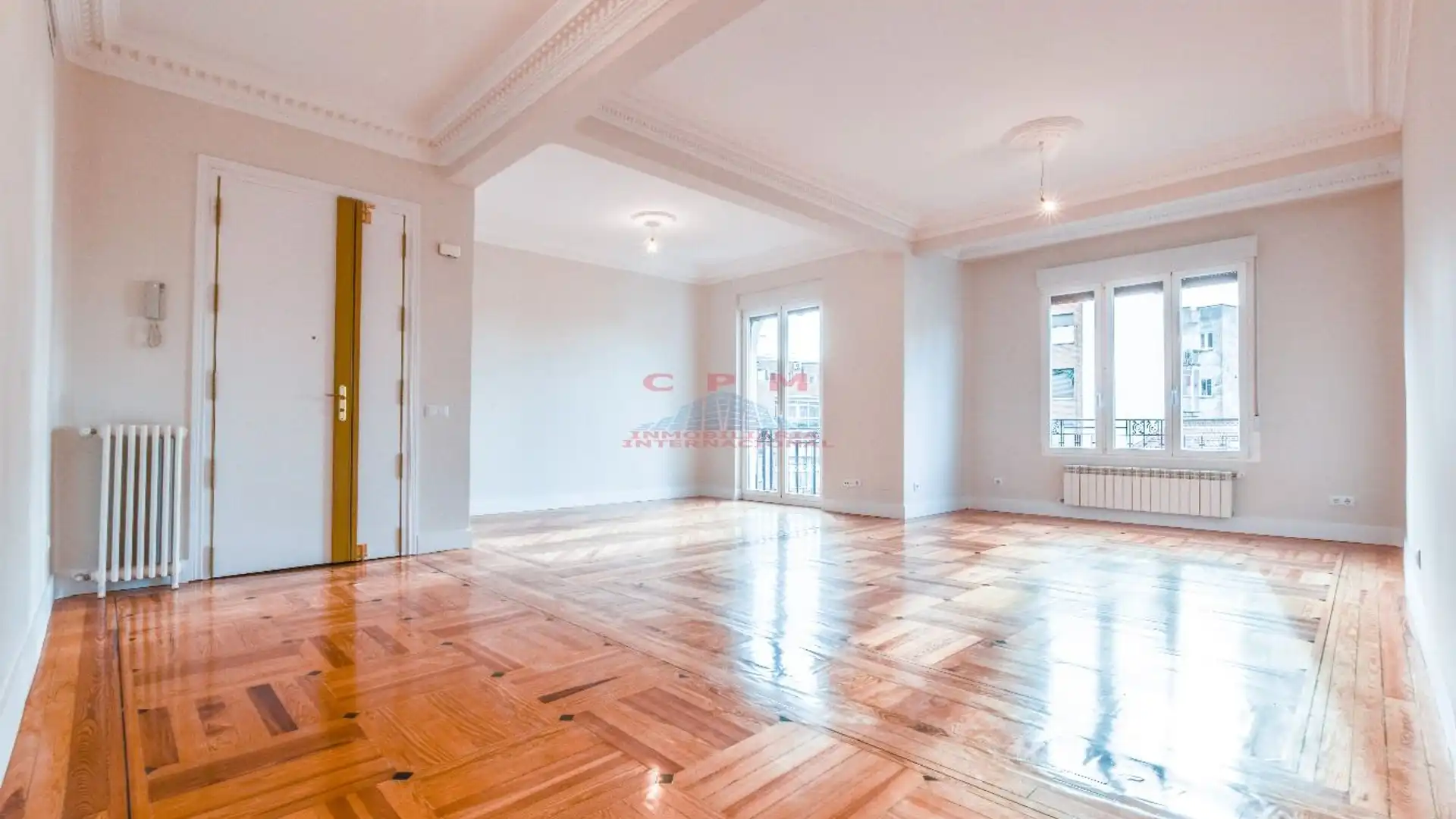 Sala d'estar de Pis de lloguer en  Madrid Capital amb Aire condicionat, Calefacció i Parquet