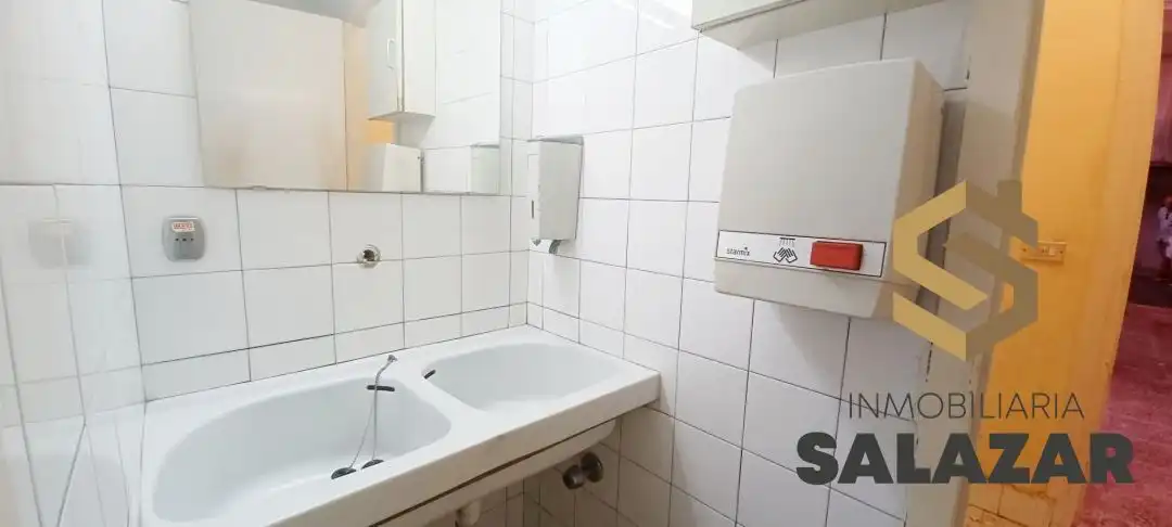 Local comercial en venda a San Mames Zumarkalea, imagen 8