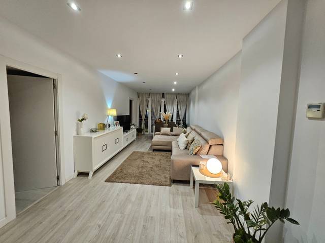 Piso en Venta en Gran Via de les Corts Catalanes, 1118 en Provençals del Poblenou