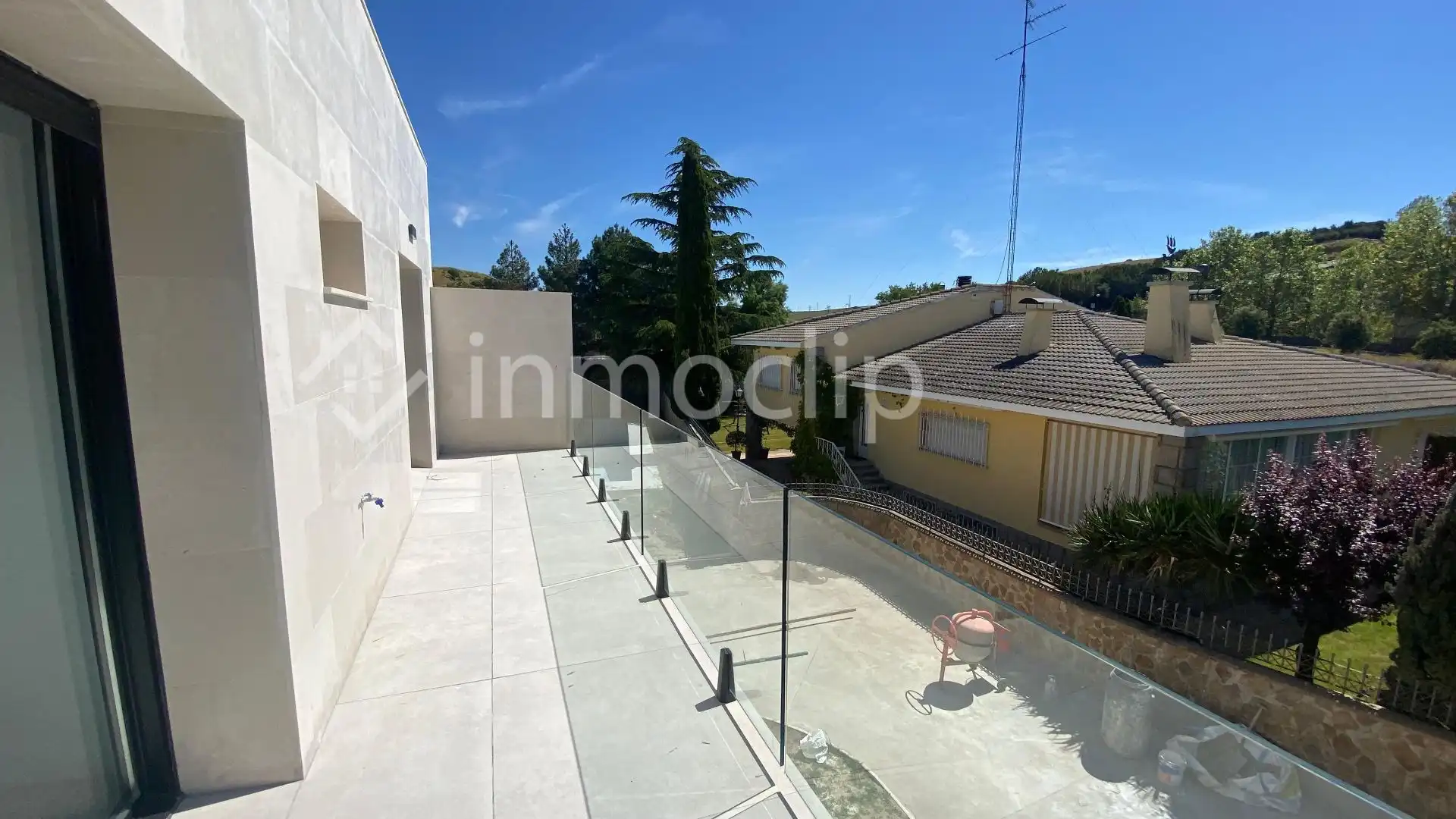 Terrassa de Casa o xalet en venda en Villamayor amb Calefacció, Jardí privat i Terrassa