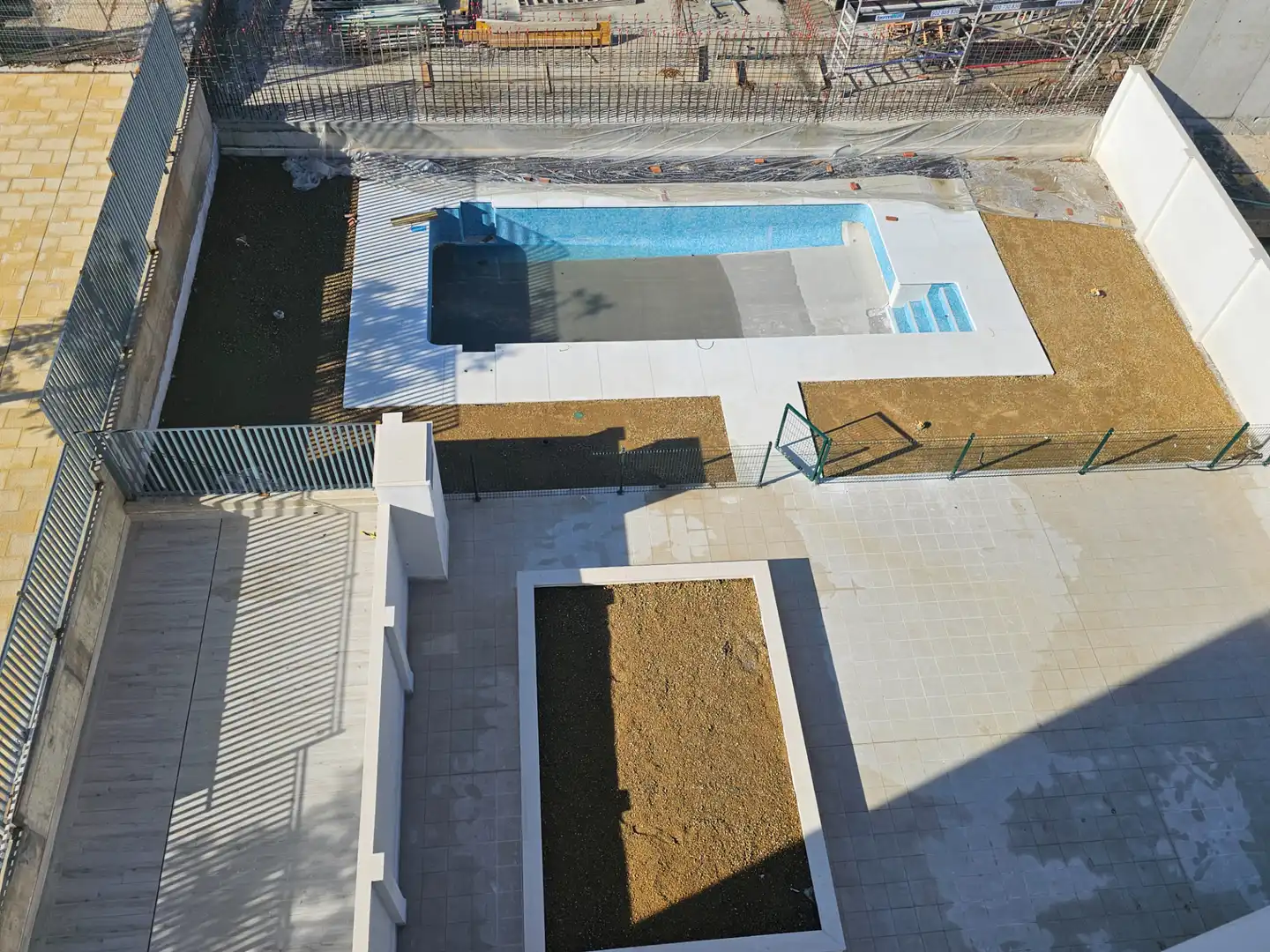 Swimming pool of Flat for sale in Tomares  with Air Conditioner, Heating and Parquet flooring