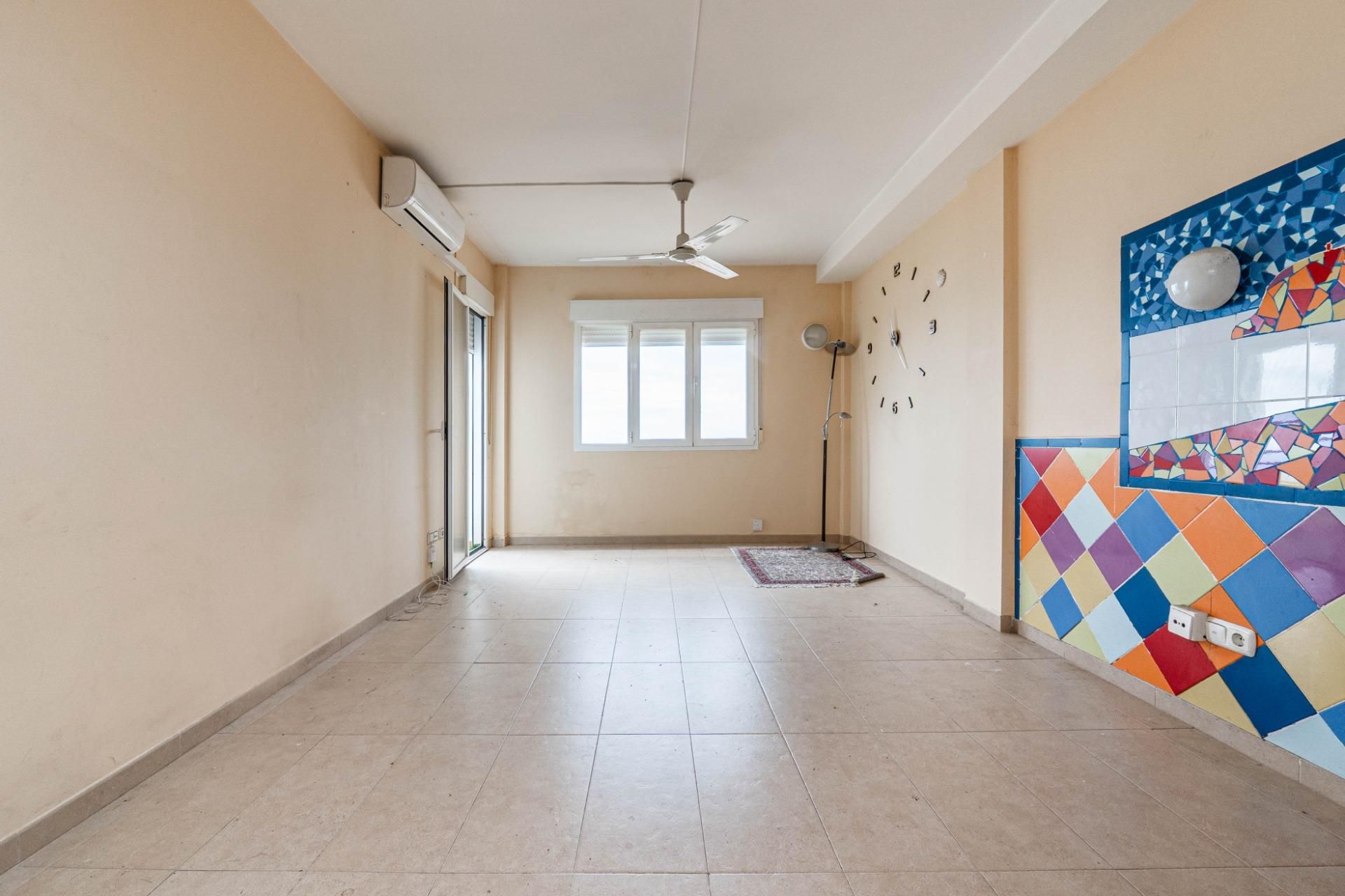 Sala d'estar de Pis de lloguer en Almuñécar amb Piscina comunitària