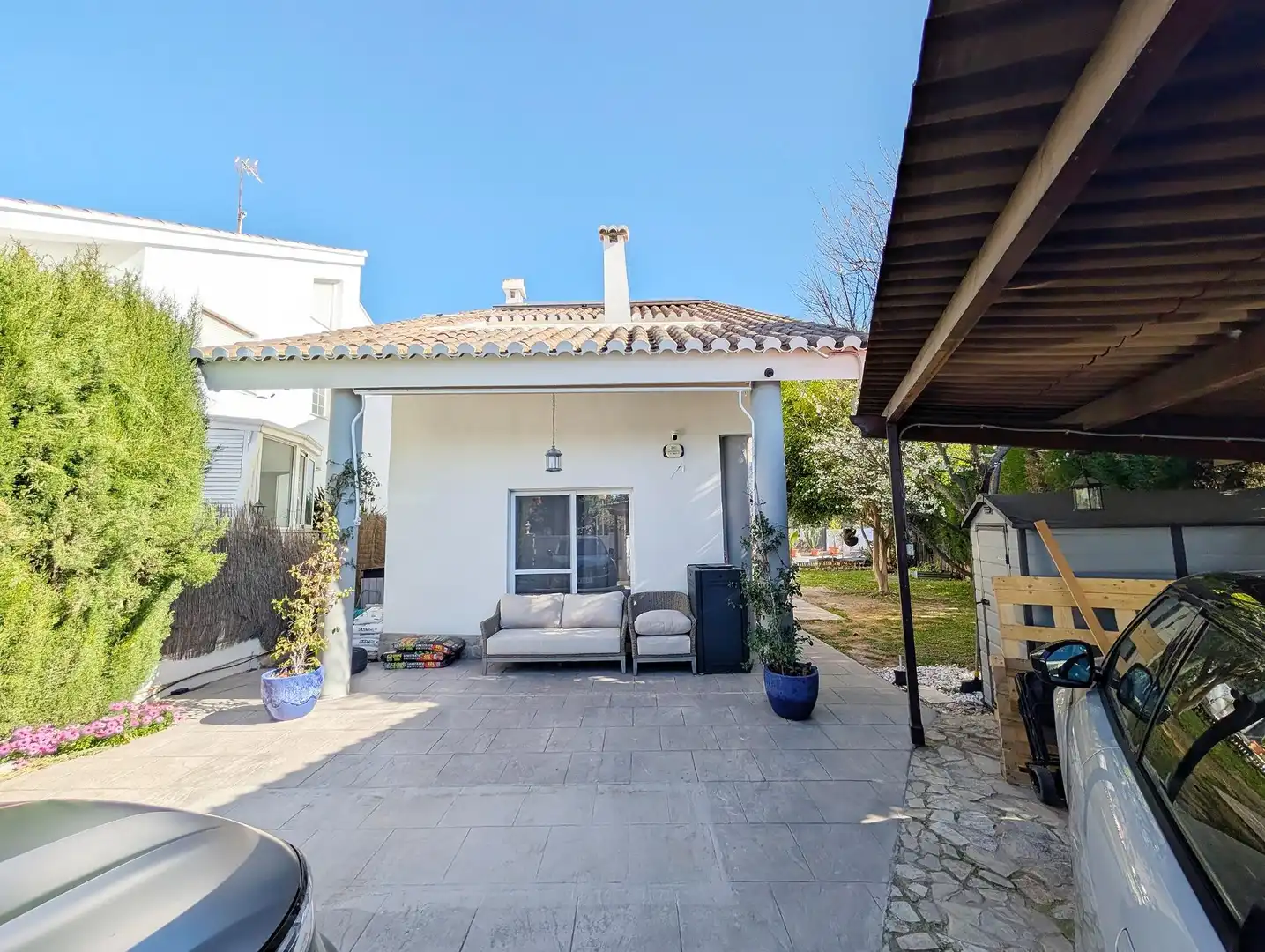 Vista exterior de Casa o xalet en venda en Puçol amb Aire condicionat, Calefacció i Jardí privat