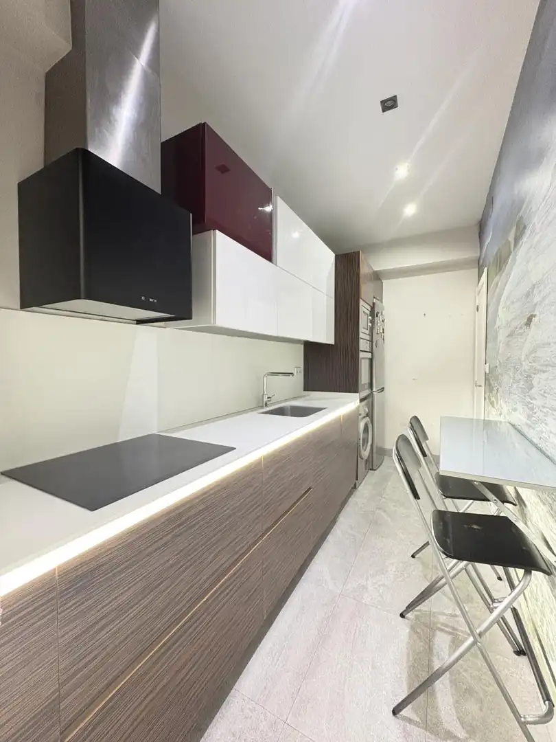 Flat for rent in Paseo de las Acacias, Acacias